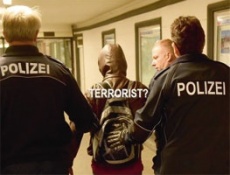 Фейк-терроризм беженцев в Германии 