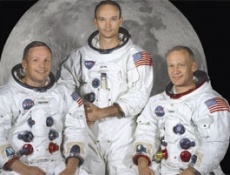 Высадка человека на луне: маленький шаг и пятьдесят лет